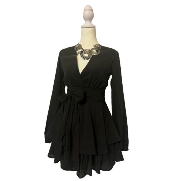 Princess Polly Pants - Princess Polly Black Plaid Ruffle Romper Size 2